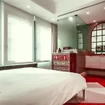 Modern Apartment 4 Bedrooms Roma